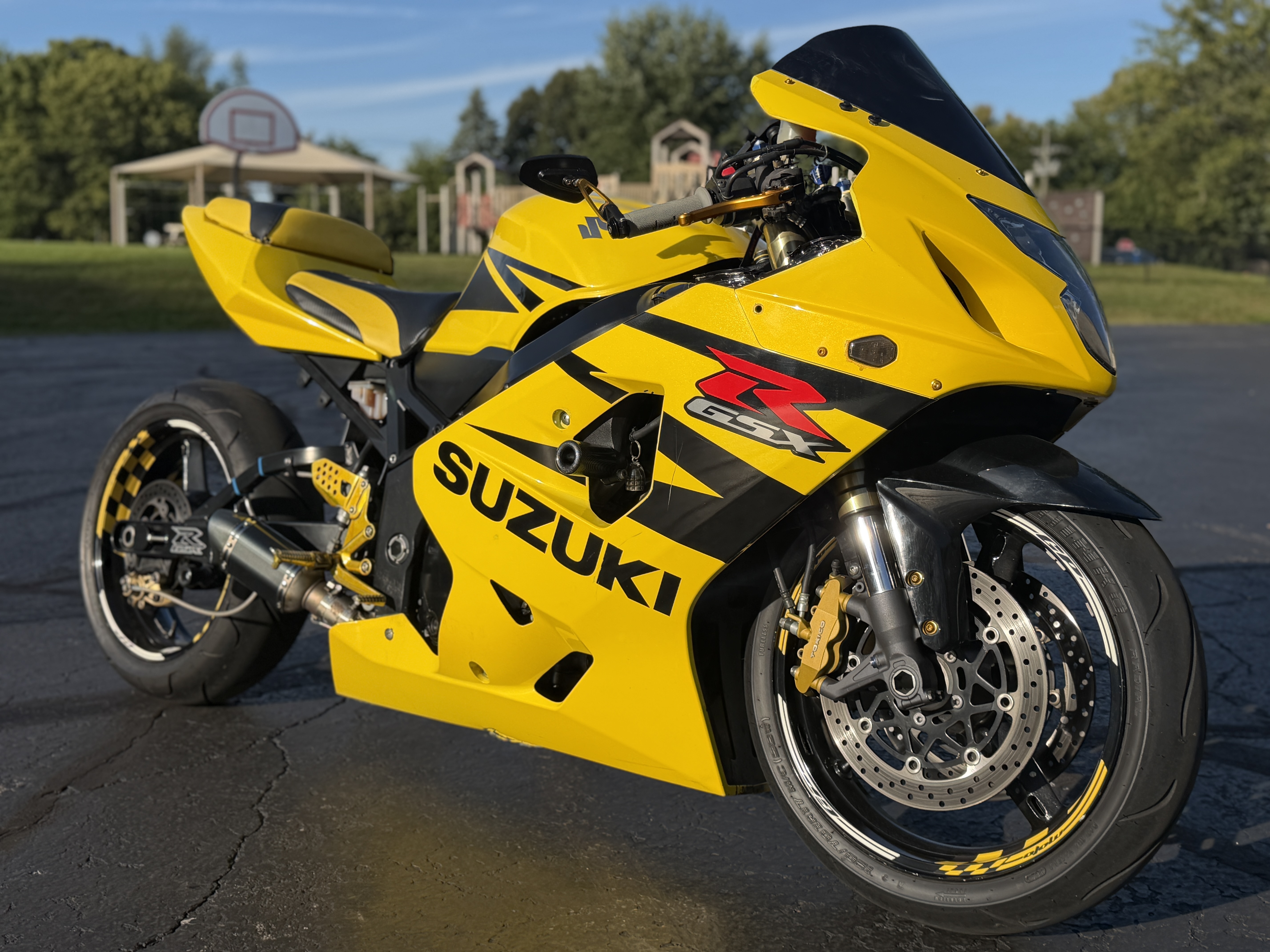2004 Suzuki GSX-R600 — Lowered, Extended Swingarm